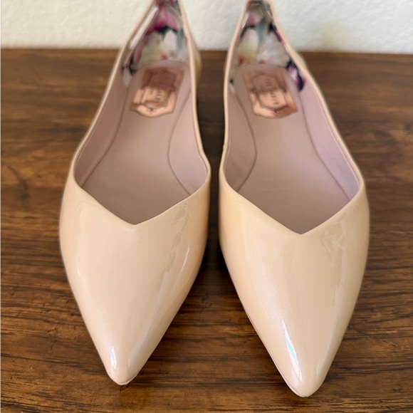 TED BAKER LONDON Dabih Cutout Pointy Toe Flat 39.5 - Picture 5 of 7